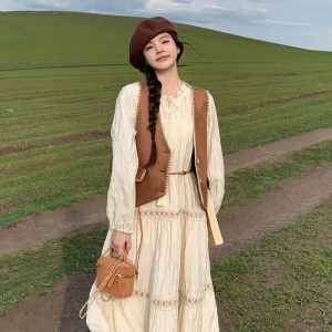Xinjiang Grassland and Western Sichuan Travel Style Age-Reducing Vest Dress Women's Spring and Summer New Resort Style Long Skirt Two-Piece Set
