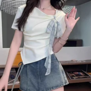 O1CN01PL9kFp2GW8NXoOYTN_2216043969022-0-cib.webp Korean Style High End Asymmetrical Swing Collar Short-Sleeved T-Shirt for Women in Summer Design Pure Desire Gentle Style Slim Short Top
